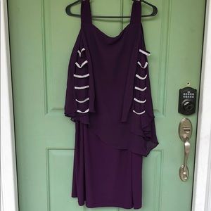 Great dress, very cute.